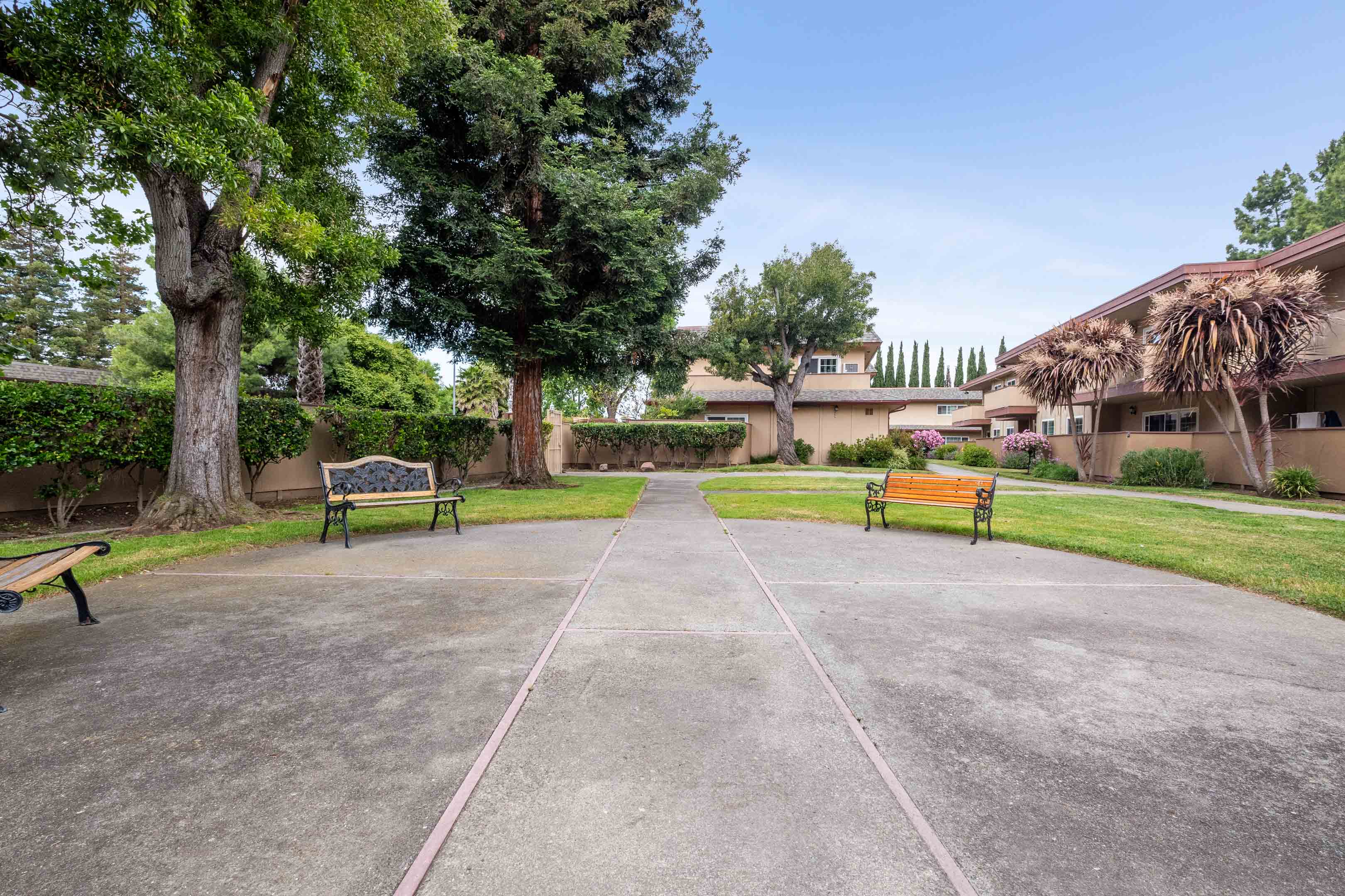 Fremont Manor photo 4